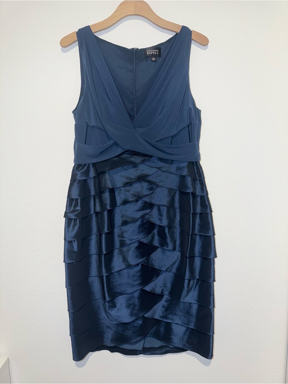 Adrianna Papell Navy Sleeveless Tiered Satin-Trim Midi Dress